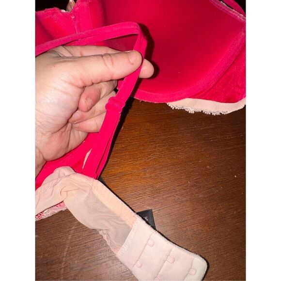 Victoria secret very sexy lined demi bra size 34DD - Picture 4 of 4